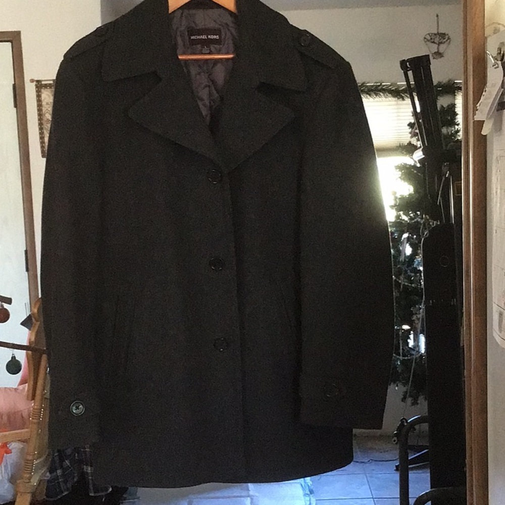 MICHEAL KORS Mens coat.